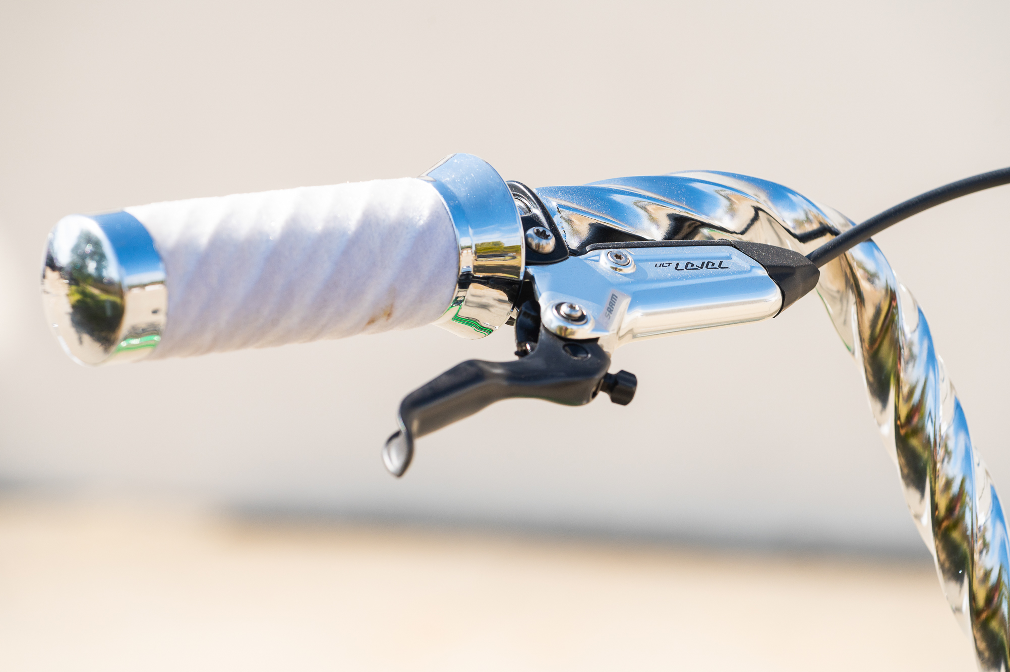 Vvolt Low Slicer Lite Low Rider Polished Sram Brakes