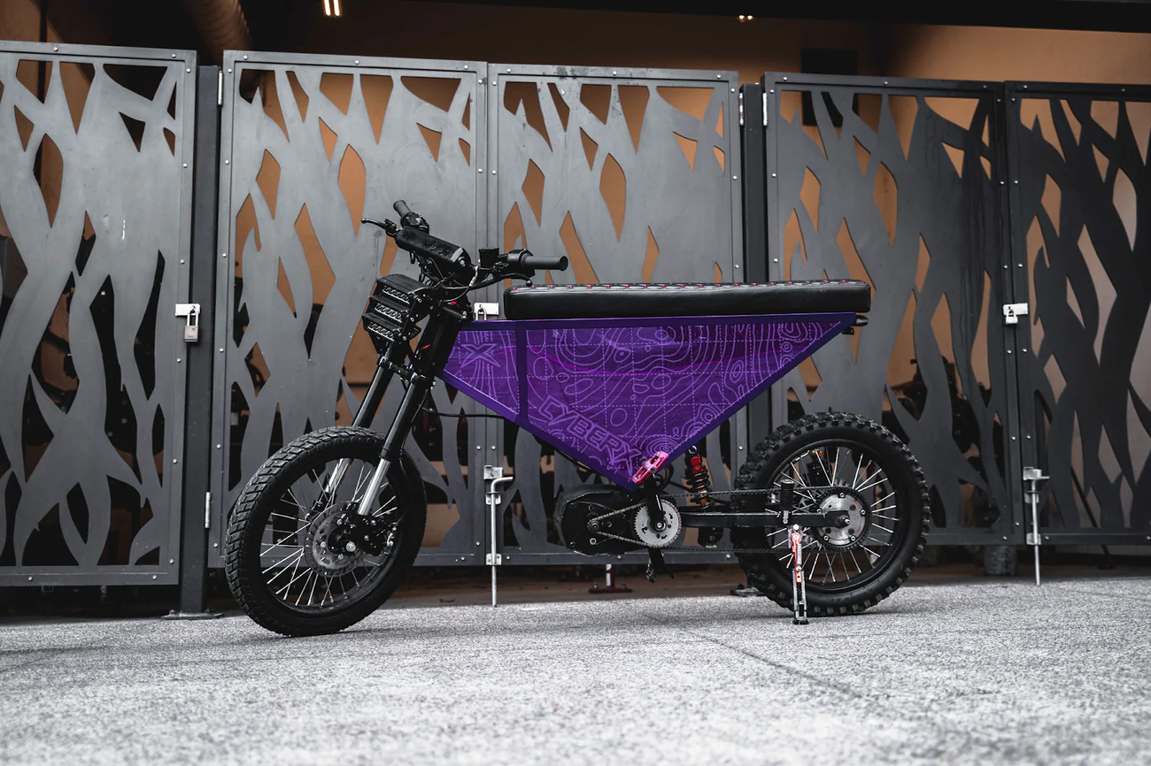 Xion Motors Cyber X Lightning Ebike Throttle Daylight