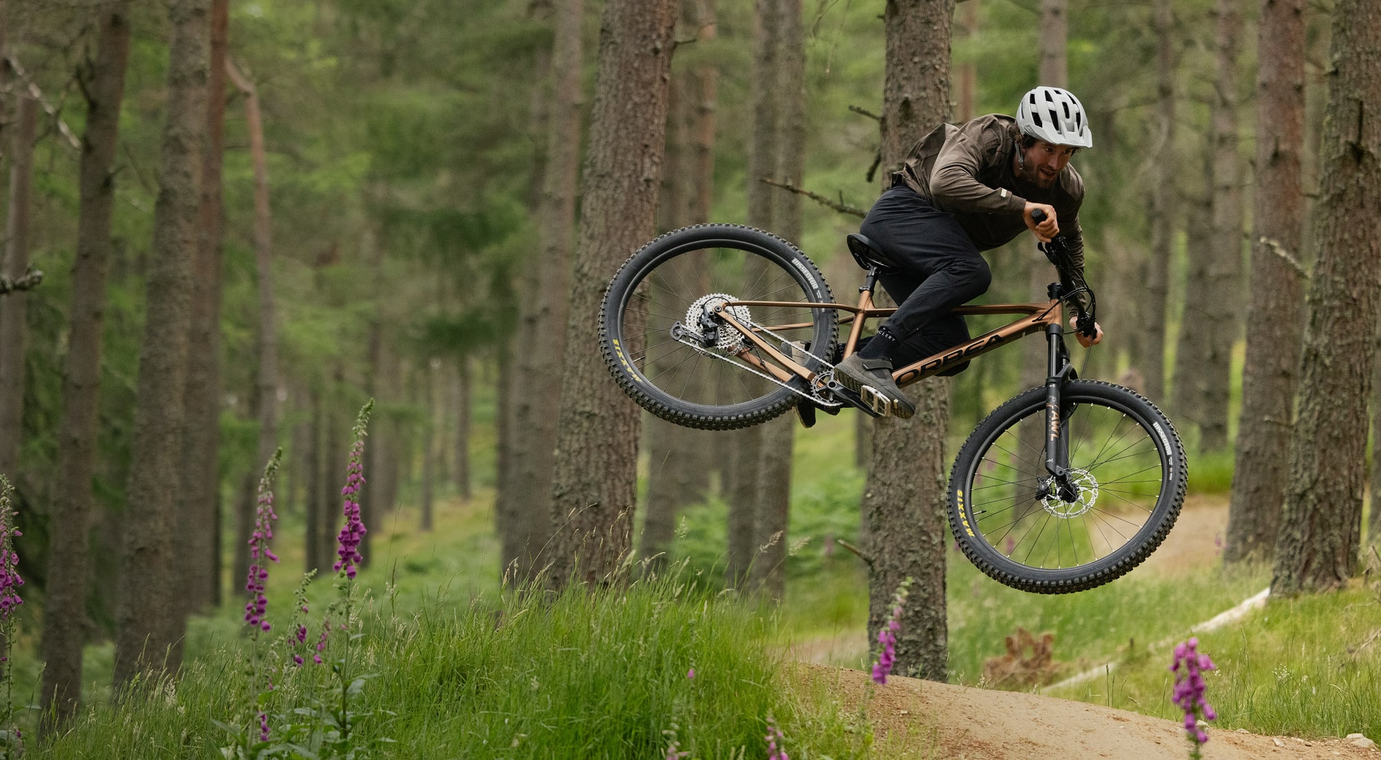 Orbea Laufey Dirt Jumping Capability