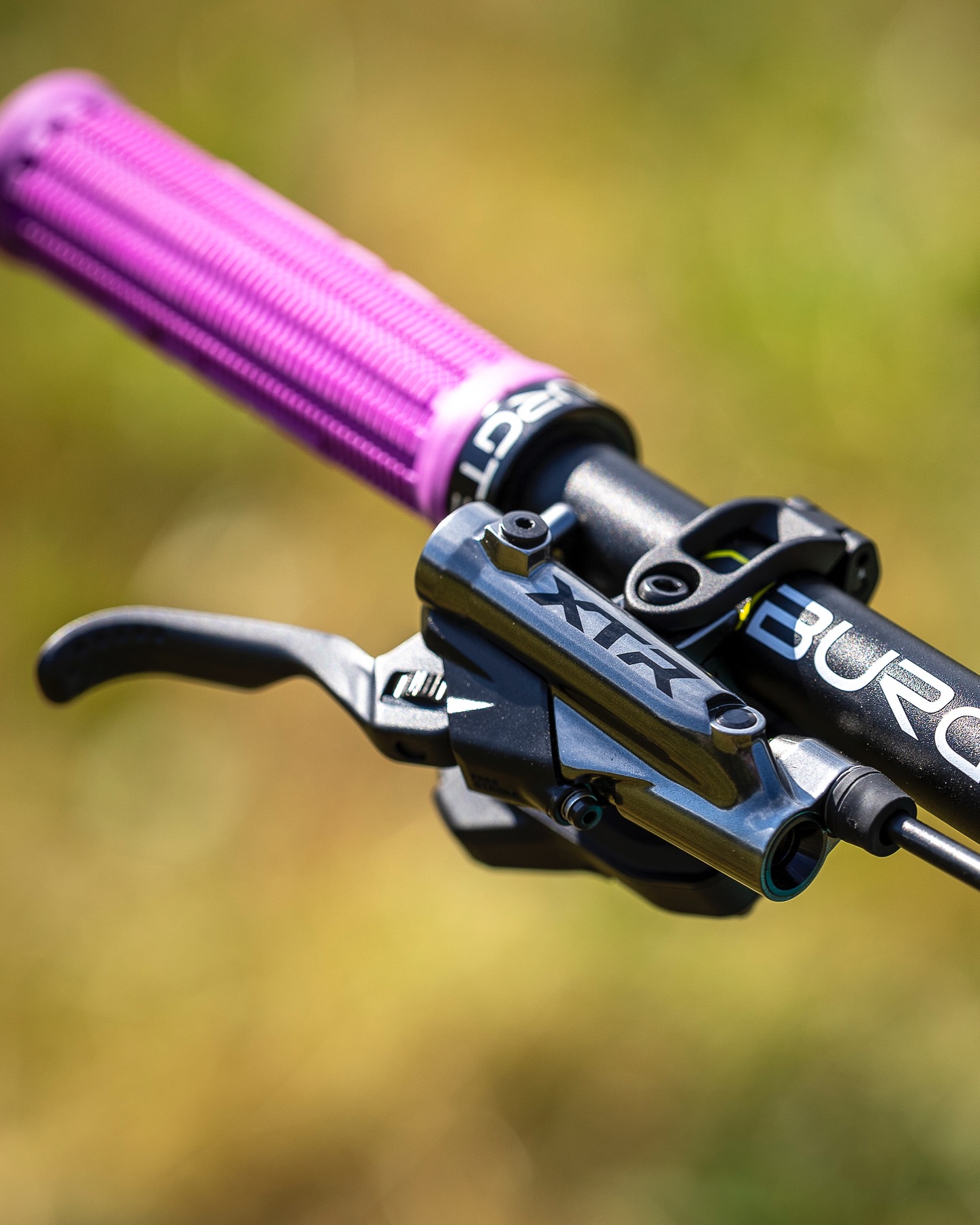 Premium XTR Components and Cockpit Setup