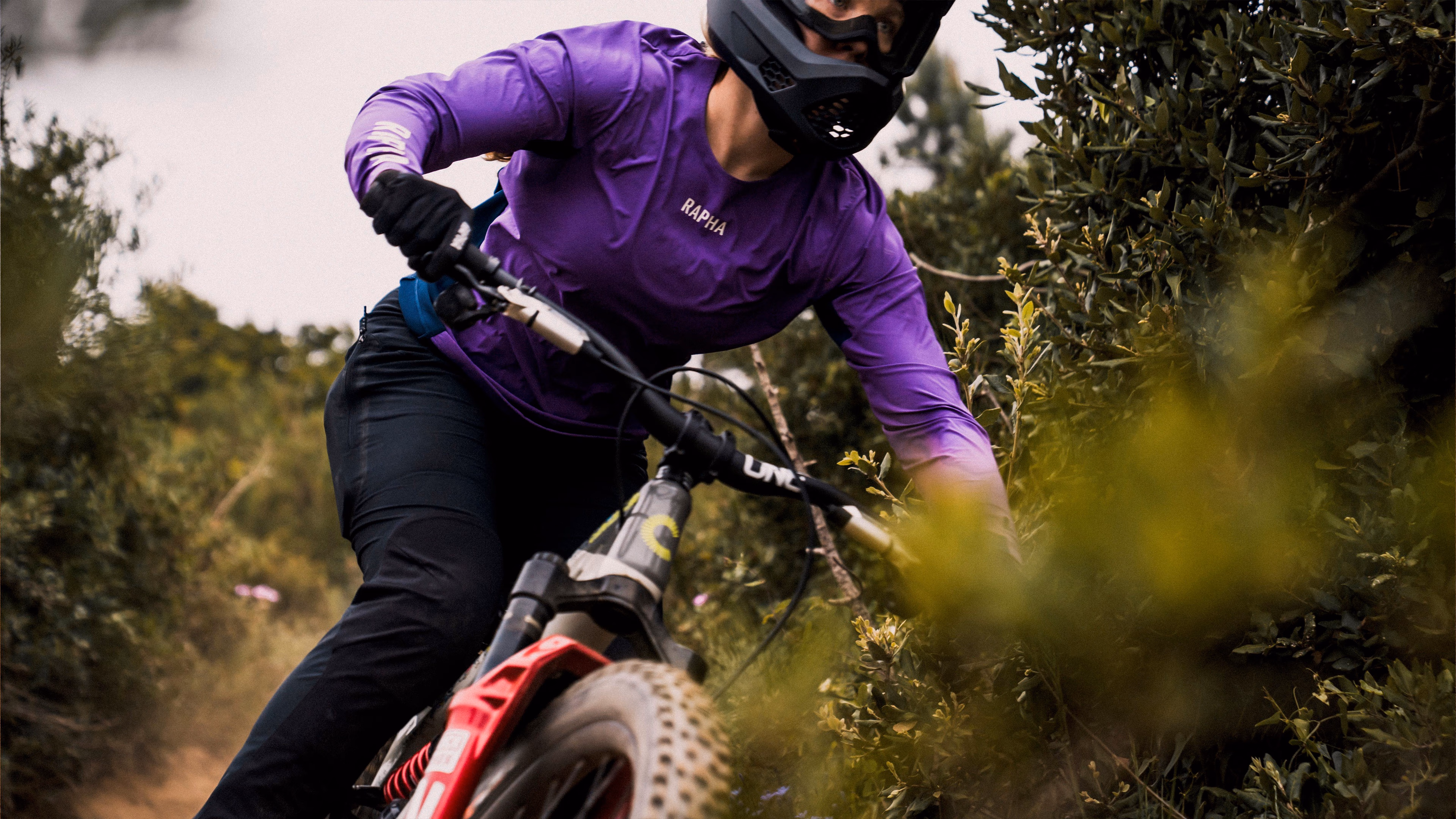 Rapha Trail Finale Windblock Jersey Review